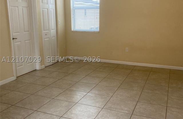 9455 SW 171 st ct Gallery 4