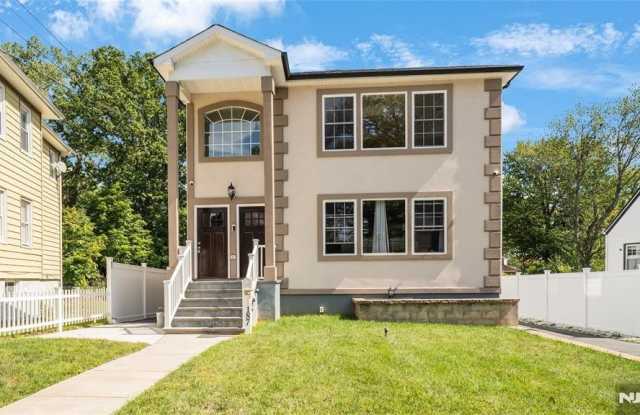 187 Queen Anne Road 2 photos photos