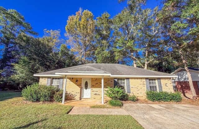 2544 Oakmont Court - 2544 Oakmont Court, Mobile, AL 36605