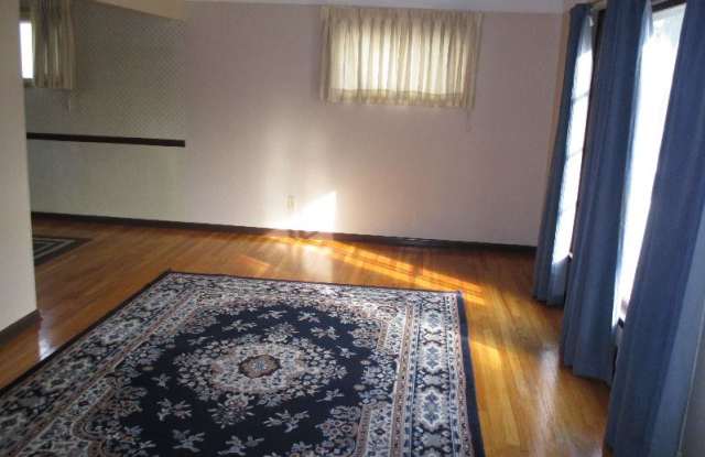 3422 Heresford Drive Gallery 3