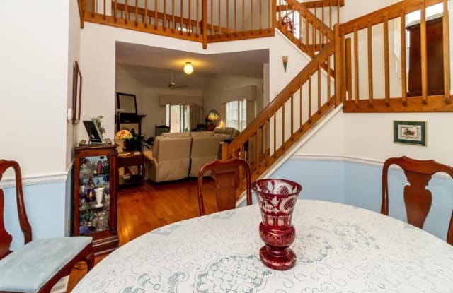 7 Tupelo Dr - 7 Tupelo Drive, Saratoga County, NY 12065