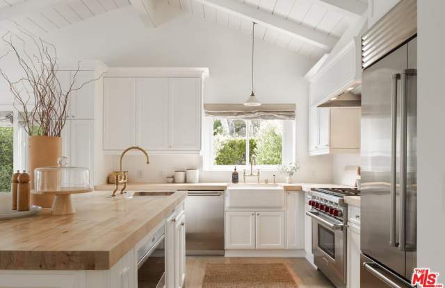 6456 Sycamore Meadows Dr photos photos