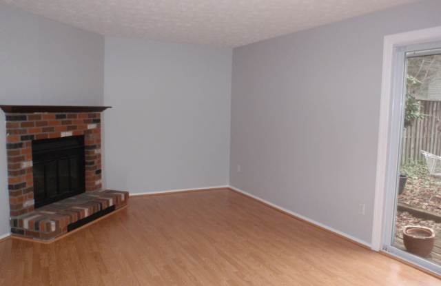 1555 Bennington Woods Ct. Gallery 4