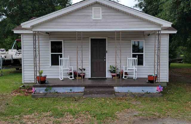 1150 Ramblin Road photos photos