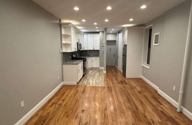 1525 Dorchester Road unit: 20 photos photos