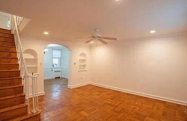 5935 JANNETTE Street Gallery 2