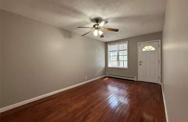 10106 Avenue K photos photos
