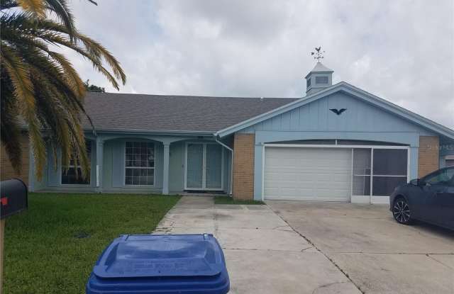 3533 OVERLAND DRIVE - 3533 Overland Drive, Beacon Square, FL 34691