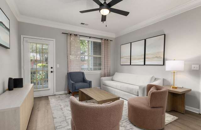 Avana Creekside Gallery 4