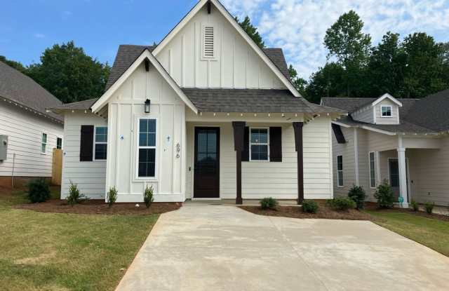 Super Cute 2 Bedroom House in Fox Run Village photos photos