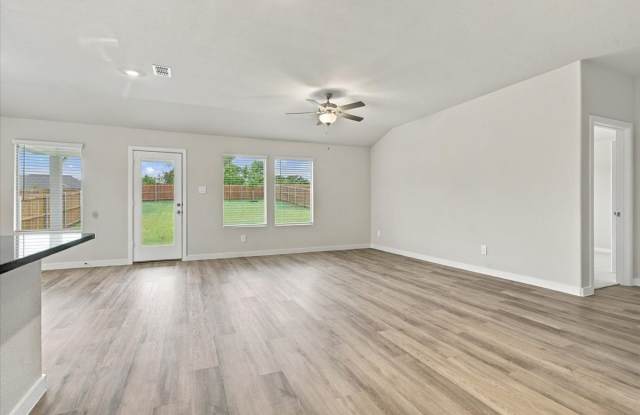 308 Winchester Lane Gallery 4