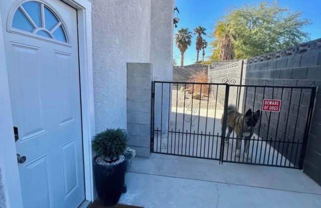 Charming 1BR House in Las Vegas Gallery 1
