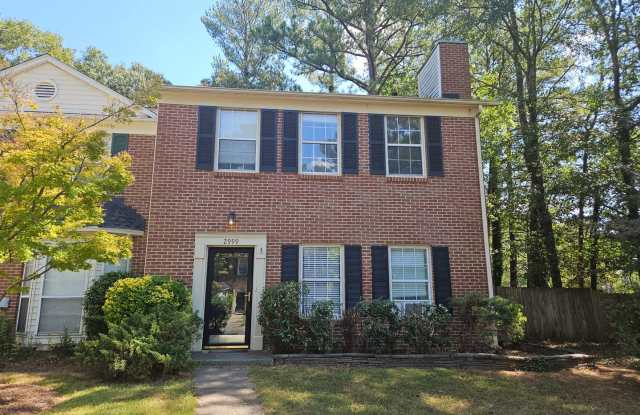2 BED/2/5 BATH TOWNHOME - 2999 Lexington Trace Drive, Smyrna, GA 30080