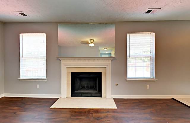 310 Crestbend Lane Gallery 4