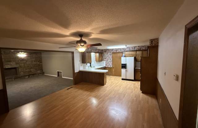 2123 East 12th Street photos photos