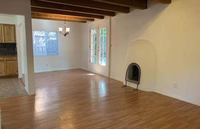 406 Griffin Unit B Gallery 3
