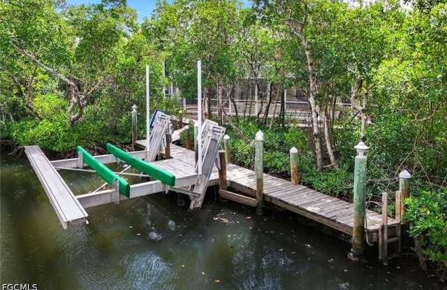 21580 Indian Bayou Drive Gallery 3