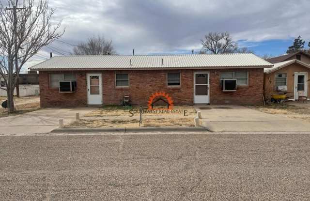 1404 South Avenue J photos photos