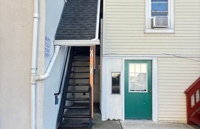 Spacious 3-Bedroom Apartment – 2nd Floor - 9 West Water Street, Hellertown, PA 18055