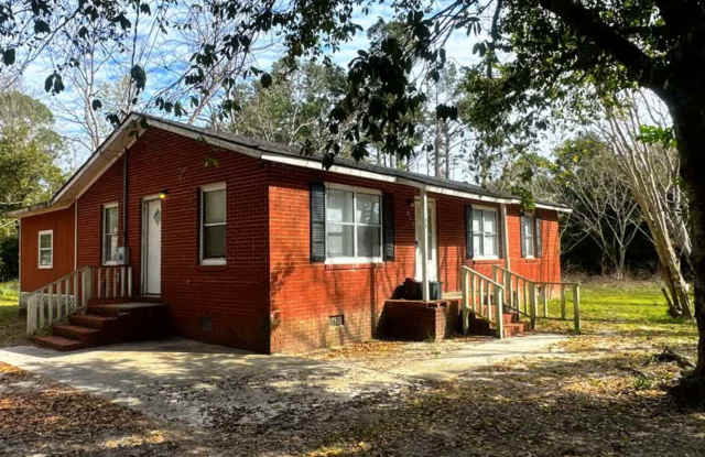 73 E Martin Luther King Jr Ave photos photos