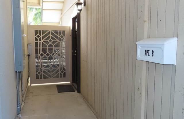 Studio with Private Patio & All Utilities Included – $1,400/Month Gallery 4