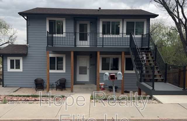 1227 North Chestnut Street photos photos