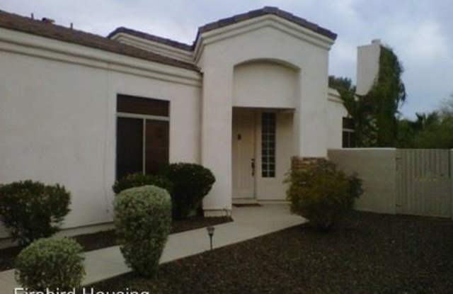 2010 E. Fawn Dr Gallery 3
