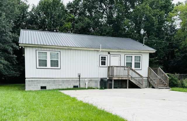 1219 N 44th Street (4 Bed/2 Bath) Gallery 3