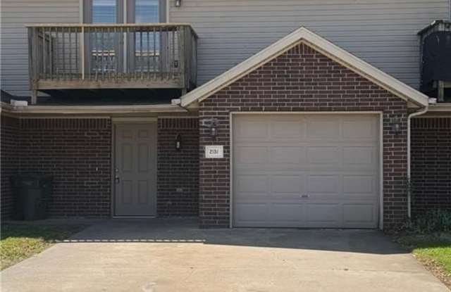 2151  W Skyler  DR photos photos