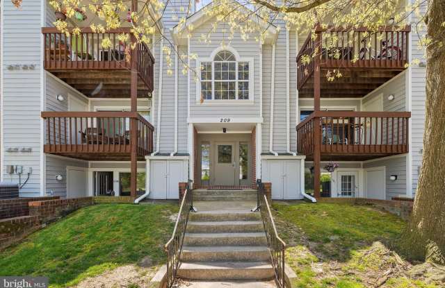 209 WATER FOUNTAIN COURT - 209 Water Fountain Court, Glen Burnie, MD 21062