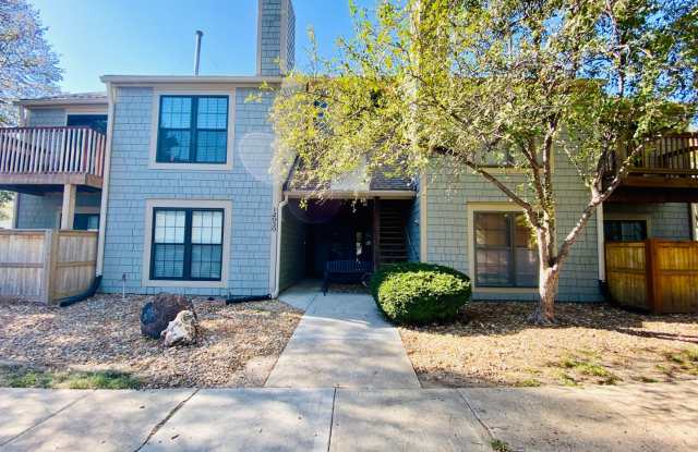 {12030 - F} Updated Condo in Fantastic Location + Top Floor + Covered Parking Included + Private Patio + Community Pool and Clubhouse - 12030 West 58th Terrace, Shawnee, KS 66216