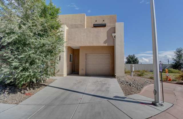NW Townhome Ready for Immediate Occupancy Gallery 1