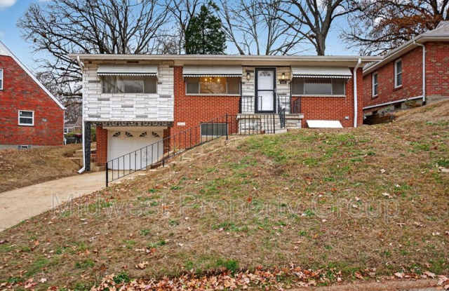 4401 O'Neill Avenue - 4401 O Neill Avenue, Northwoods, MO 63121