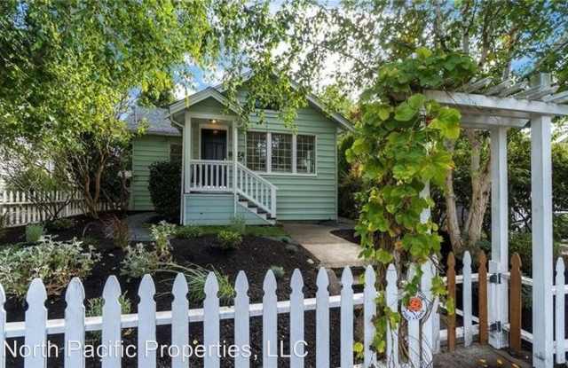 8024 27th Ave NW - 8024 27th Avenue Northwest, Seattle, WA 98117