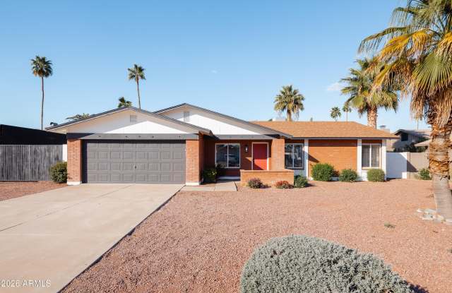 4916 E PERSHING Avenue photos photos