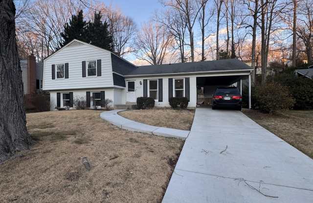 6437 ALLOWAY Court - 6437 Alloway Court, West Springfield, VA 22152