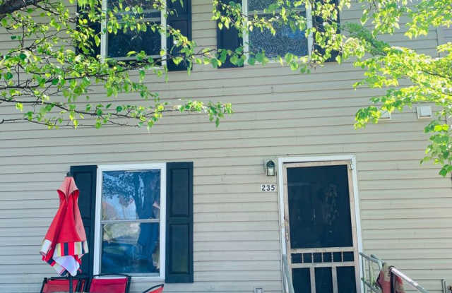 3 Bedroom 1.5 Bath Townhouse photos photos