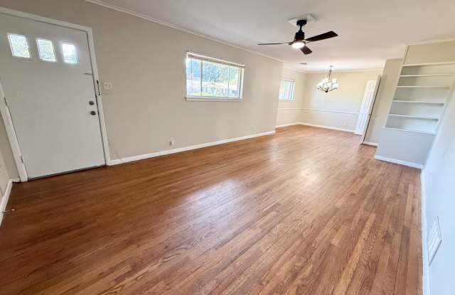 Spacious 3-bed/2-bath! Gallery 4