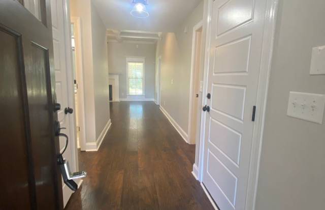 103 Kendall Court Gallery 3