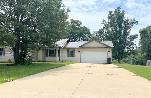 Fenced home close to FLW! photos photos