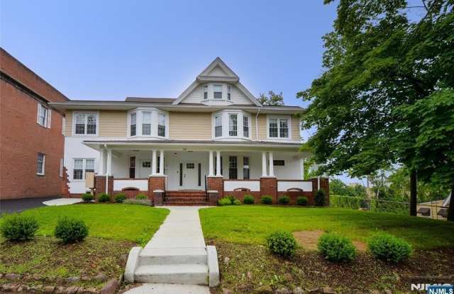 153 Dayton Street 6 photos photos