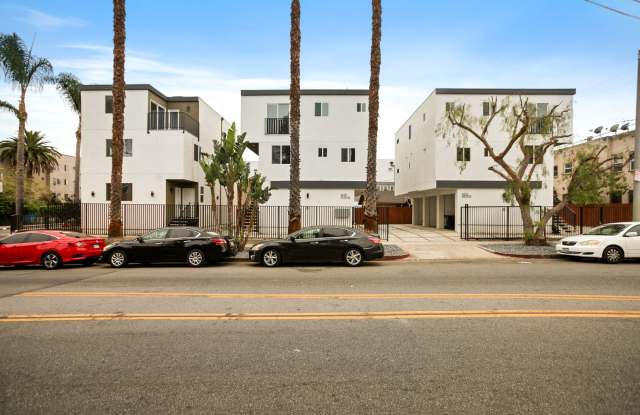 4232 Rosewood Ave photos photos