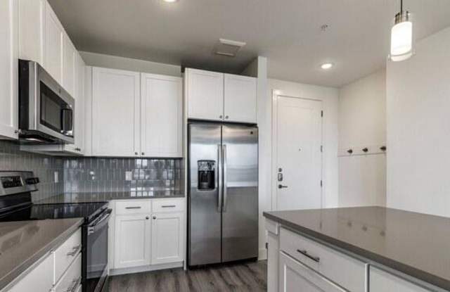 6539 E Riverside Dr Gallery 2