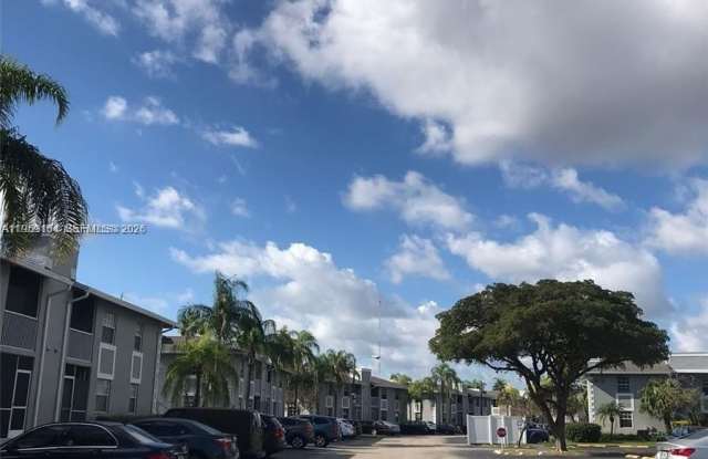 439 NE 210th Cir Ter photos photos