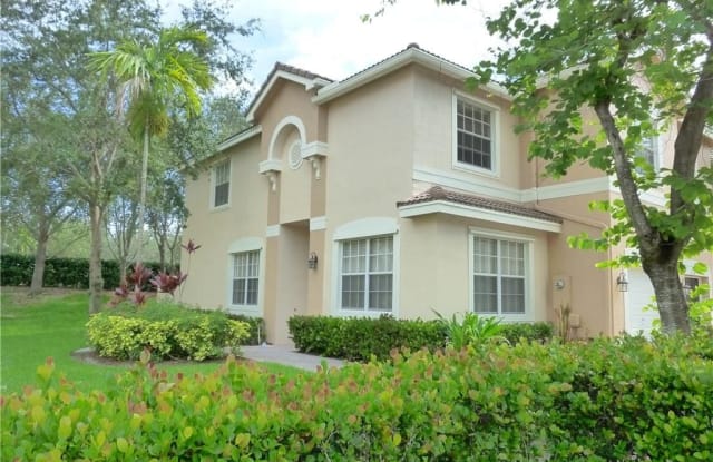 12462 SW 44th Ct - 12462 SW 44th Court, Miramar, FL 33027