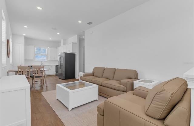 9687 MACBRIDE Drive Gallery 4