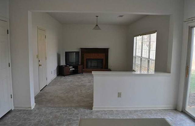 10775 Mortons Crossing Gallery 3