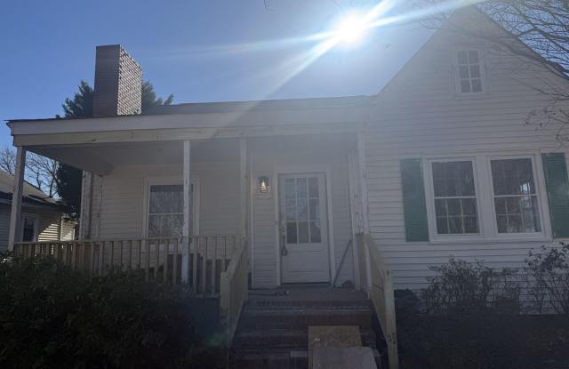 840 Bryd Ave photos photos