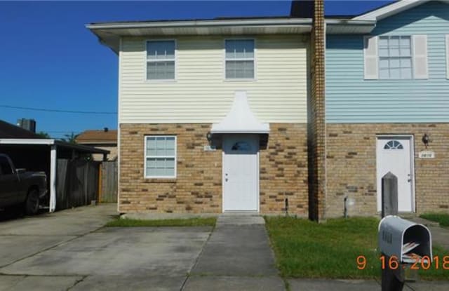 3808 Jupiter Dr - 3808 Jupiter Drive, Chalmette, LA 70043