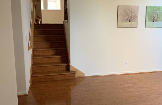 1817 Garzoni Place Gallery 2